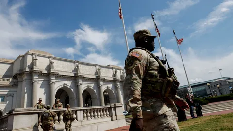 ทรัมป์ขู่ประกาศภาวะฉุกเฉินระดับชาติในกรุงวอชิงตัน ดี.ซี. ปมขัดแย้งกับ ICE