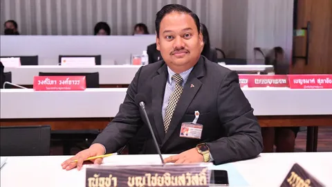 “กาย ณัฐชา” แต่งกลอนตอบโต้ “ชูวิทย์” ชี้พรรคประชาชน หวังผลว่าหาทางออก ทางรอดประชาชน