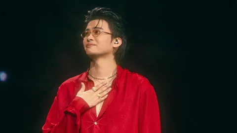 คอนเสิร์ตใหญ่แห่งปี "นนท์ ธนนท์" เสิร์ฟทุกมิติของคำว่า "สุรุ่ยสุร่าย"