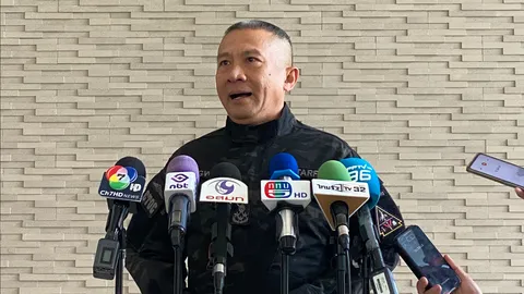 ผู้บัญชาการทหารสูงสุด ชี้อำนาจปิด-ปิดด่านชายแดนอยู่ที่ ผบ.ทบ.