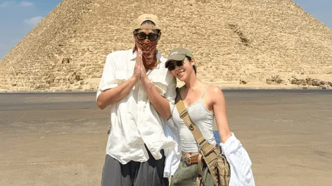 เบเบ้ ธันย์ชนก - พิชญ์ กาไชย อวดภาพหวานกลางทะเลทราย ตอกย้ำข่าวลือซุ่มคบกัน