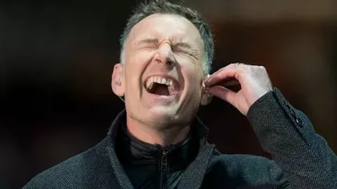 ข่าวแมนยู : แมนยูแพ้คาบ้าน "ซัตตัน" ทำนายผล "พรีเมียร์ลีก อังกฤษ" 10 คู่ สัปดาห์นี้