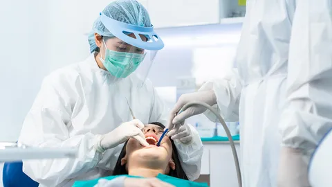 จี้คนไข้ตรวจสอบก่อนรับบริการทําฟัน ทันตแพทยสภาเอาจริงจัดการหมอเถื่อน