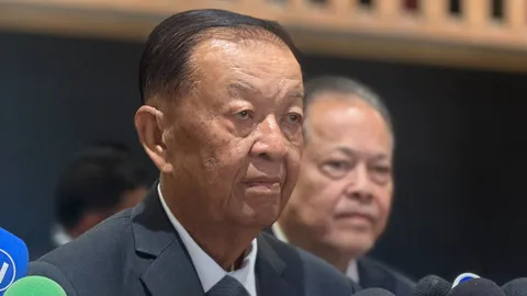 ประธานสภาฯ ชี้ แม้เปลี่ยนรัฐบาลยังทำหน้าที่ตามเดิม เมิน สส.ภูมิใจไทย กดดัน