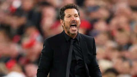 ยูฟ่าตั้งข้อหา ซิเมโอเน่ ทะเลาะแฟนบอล-ลิเวอร์พูล เจ้าบ้านโดนด้วย ปมวุ่นวายท้ายเกม UCL