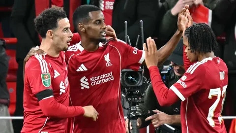 ผลบอล ลิเวอร์พูล 10 คน เฉือน เซาแธมป์ตัน ลิ่วรอบ 4 ลีกคัพ 