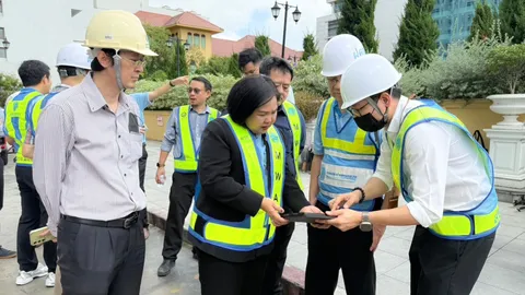 กปน. เริ่มจ่ายน้ำประปาเข้าบางพื้นที่แล้ว หลังเหตุถนนทรุดตัว กระทบท่อประปาแตกรั่ว