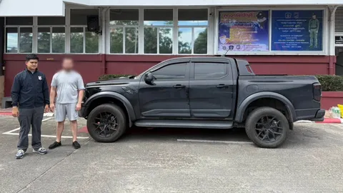 รวบยกแก๊ง หนุ่มรัสเซียร่วมสร้างคอนเทนต์ "เซ็กซ์ท้ายกระบะ" พร้อมยึดรถสีดำของกลาง