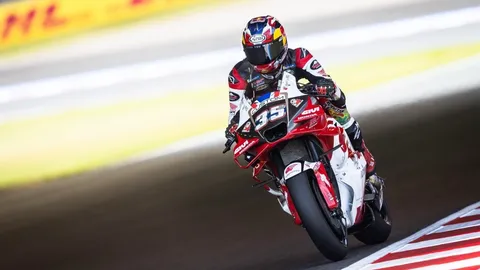 “สมเกียรติ" บิดเข้าป้ายที่ 17 โมโตจีพี สปรินต์เรซ  โมเตกิ ประเทศญี่ปุ่น