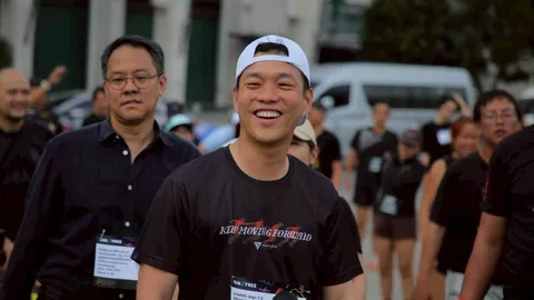 “เท้ง” ยัน “เต้” กรีดเลือดออกมาเป็นสีส้ม ยัน อภิปรายรัฐบาลเข้มข้นตั้งใจตรวจสอบจริง