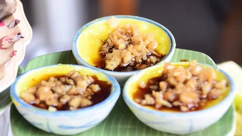 ชิม "จุ๋ยก๋วย" รสเด็ด ร้านขนมโบราณ 100 ปี จ.เพชรบูรณ์ ขนมหากินยาก คิวจองแน่นตั้งแต่ร้านยังไม่เปิด