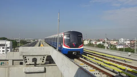 ศาลปกครองกลาง สั่ง กทม. ชดใช้ 1.1 หมื่นล้าน ค่าจ้างเดินรถ-ค่าซ่อมบำรุง รถไฟฟ้าสายสีเขียว