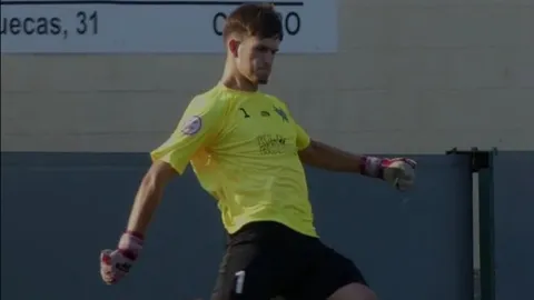 สะเทือนใจ "ผู้รักษาประตูวัย 19 ปี" เสียชีวิต เหตุหัวกระแทกในเกมดิวิชั่น 5 สเปน