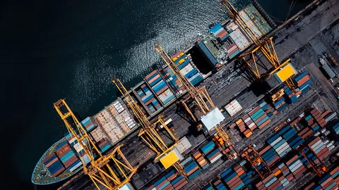 พาณิชย์ เผย ไทยได้ดุลการค้าสหรัฐฯ ต่อเนื่อง ล่าสุด 7 เดือนแรก กว่า 9 แสนล้าน