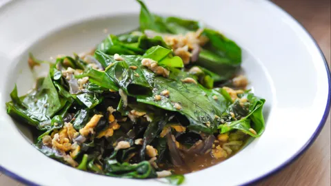 เปิดสรรพคุณของใบเหลียง ผักพื้นบ้านแสนอร่อย ทำเมนูอะไรได้บ้าง