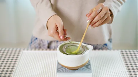 มัทฉะ ซูเปอร์ฟู้ดมาแรง กินอย่างไรให้ได้ประโยชน์ ไม่เกิดโทษต่อสุขภาพ