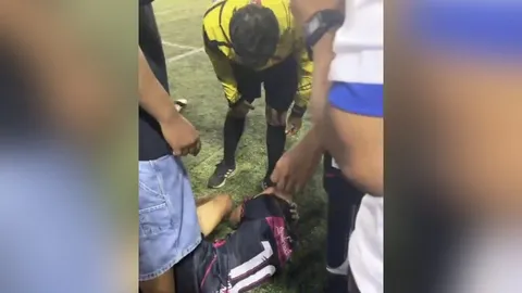 “กรรมการ-นักเตะ” ตัดสินใจร่วมกันแล้ว หลังทำร้ายร่างกายกันในสนามฟุตบอล