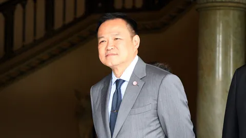 ครม. อนุมัติงบ 864 ล้าน เสริมแกร่งกองทัพ วันนี้ดีเดย์ผู้ลี้ภัยเมียนมาทำงาน