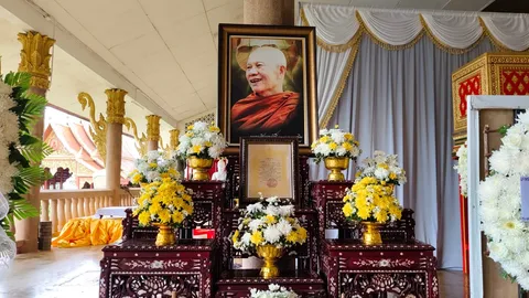 สิ้น "พระครูวชิรธรรมรังษี" เกจิดังสายวิปัสสนา ศิษย์รุ่นแรกของ "หลวงพ่อชา สุภัทโท"