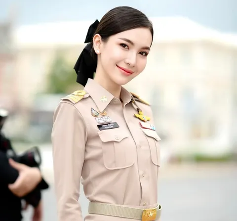 ผู้กองแคท ไทม์ไลน์ในรั้วราชการ สู่การยื่นความประสงค์ไปประกอบอาชีพอื่น