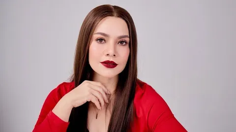 ว้าวมาก! หนูแหม่ม สุริวิภา เปิดลุคใหม่สวยหน้าเรียว ดูเด็กลงกว่าเดิม