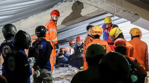 ยังไม่หมดหวัง อินโดนีเซียช่วยผู้รอดชีวิต เหตุโรงเรียนถล่มได้อีก 5 คน