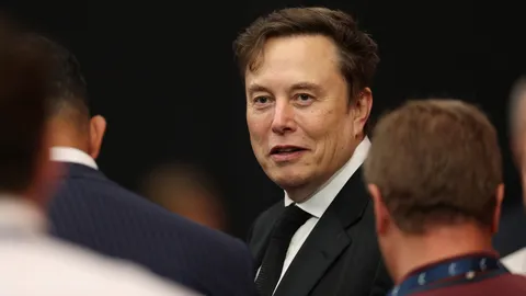  "อีลอน มัสก์" ขึ้นแท่นบุคคลแรกของโลก มีทรัพย์สินทะลุ 5 แสนล้านดอลลาร์