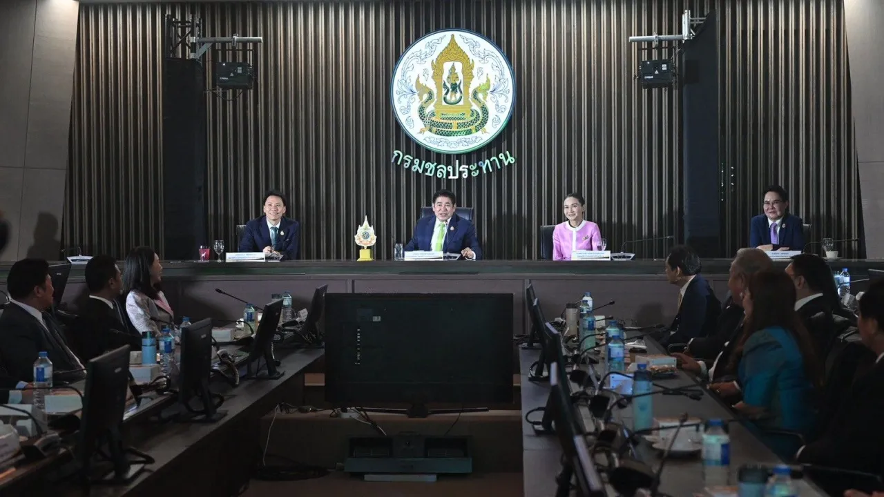 ชาวสวนยางเตรียมเฮ กระทรวงเกษตรฯ ผนึกความร่วมมือเซ็น MOU หนุนใช้ยางพาราในภาครัฐ