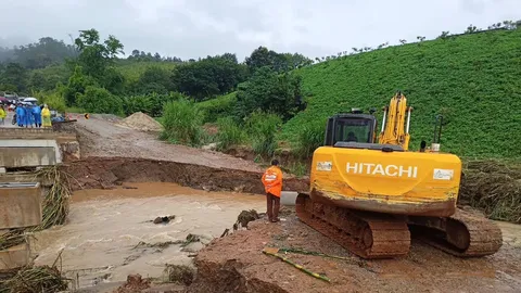 ทางหลวง สั่งรับมือ "พายุบัวลอย" น้ำท่วม ถนนพัง 10 สายทาง เตรียมพร้อมเข้าพื้นที่ 24 ชม.