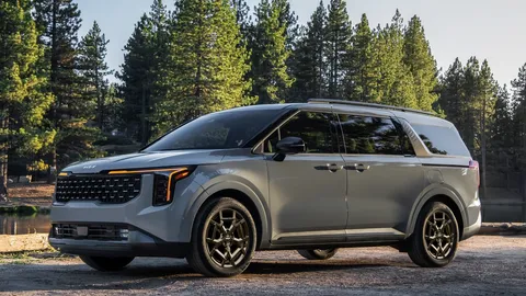 ราคาดีงาม Kia Carnival HEV 7-seater ตู้พรีเมียม 7 ที่นั่ง 