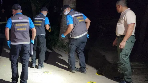 หนุ่มรัวยิงเพื่อนบ้านดับกลางถนน ปมเหตุขี่จยย.พ่วงข้างสวนทาง แล้วแฮนด์รถไปเกี่ยวกัน