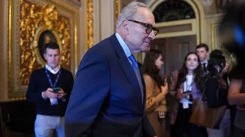 สหรัฐฯ ชัตดาวน์ต่อ 2 พรรคยังฝ่าทางตันไม่ได้ วุฒิสภาเตรียมโหวตจันทร์นี้