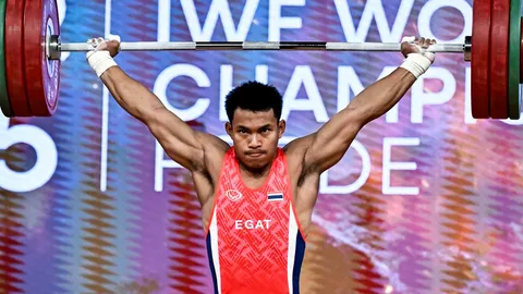 เวฟ วีรพล ฮีโร่เหรียญเงินโอลิมปิก คว้า 2 เหรียญทอง-ทำลายสถิติโลก ศึกยกน้ำหนักชิงแชมป์โลก 2025