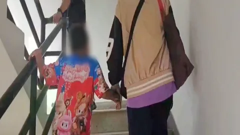 สพป. ยันเดินหน้าสอบสวนต่อ แม้ครูใช้ฟุตเหล็กตีเด็ก ป.1 ยื่นหนังสือลาออกแล้ว