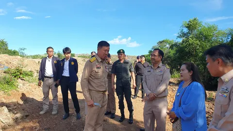 "ศักดิ์ดา" รมช.มท. ตรวจราชการเมืองกาญจน์ สั่งแก้ปัญหาน้ำเสียบ่อขยะแก่งเสี้ยน