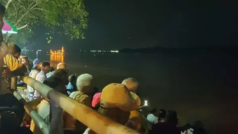 สุดคึกคัก นักท่องเที่ยวไม่ผิดหวัง "บั้งไฟพญานาค" ขึ้นหลายพื้นที่ในหนองคาย