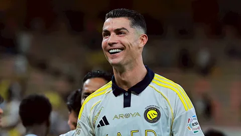 โรนัลโด้ เปิดอกตอบทุกคำถามเรื่องแขวนสตั๊ด ในวัย 40 ปี