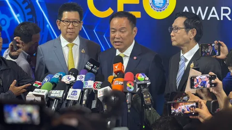 นายกฯ เผยคนละครึ่งแค่จุดเริ่มต้น ยันปัญหาเศรษฐกิจมาจากคอร์รัปชัน 