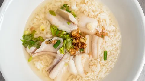 สูตรทำข้าวต้มปลา ทำอย่างไรไม่ให้คาว เพิ่มความหอมกรุ่น น้ำซุปกลมกล่อมซดคล่องคอ