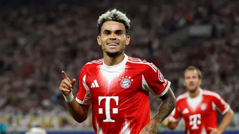 สตรีมเมอร์ดังลั่น “ลิเวอร์พูล” ขาย “ดิอาซ” ผิดมหันต์! จวกแข้งหงส์ฟอร์มดีแต่โง่