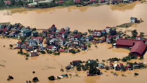 เวียดนามน้ำท่วมอ่วม พายุแมตโมซ้ำเติมความเสียหาย