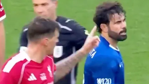 ชมคลิปเดือด คอสต้า-สเคอร์เทล หวิดฟาดปากกัน ในแมตช์การกุศล ตำนานลิเวอร์พูล ชนะ เชลซี