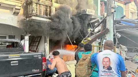 แก๊สรั่วบึมสนั่น เจ้าบ้านดับ 1 -เจ็บ 7 ทาวน์เฮาส์พัง ไหม้รถ-จักรยานยนต์ 11 คัน