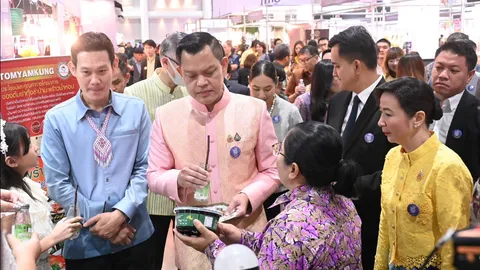 “ธนกร” เร่งผลักดันผู้ประกอบการรายย่อยเปลี่ยนผ่านสู่ Digital Payment ขยายฐานลูกค้า