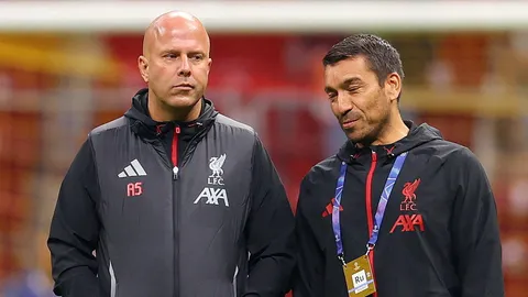 งานเข้า "ลิเวอร์พูล" เจอข่าวร้ายล่าสุด ก่อนปะทะ "แมนยู" แดงเดือดพรีเมียร์ลีก ยกแรก