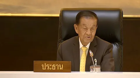 สว.ฉุนประธานไม่แข็ง ปล่อย สส.ประชาชนหลอกด่าวุฒิสภา วันนอร์” หยอกกลับเรื่องแบบนี้พิสูจน์กันไม่ได้