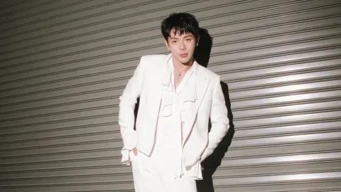 อัพ ภูมิพัฒน์ ปังขั้นสุด บัตรแฟนมีต 2 รอบ Sold out ในพริบตา เตรียมจัดเสิร์ฟรอบ Live Streaming 