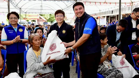 "มัลลิกา" รุดเยี่ยมชาวอยุธยาประสบภัยน้ำท่วม กำชับคมนาคมเร่งซ่อมถนนฟื้นฟูเส้นทาง