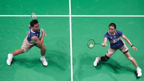 "บาส-เฟม" เฉือนคู่ไต้หวัน 2-1 ลิ่วรอบสอง แบดมินตัน "เดนมาร์ก โอเพ่น 2025"