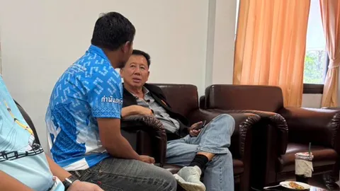 “ณัฐวุฒิ” แฉภาพ “ศักดิ์ดา” นั่งคุยนายอำเภอบ่อพลอย ท่ามกลางศึกเลือกตั้งซ่อมกาญจนบุรี